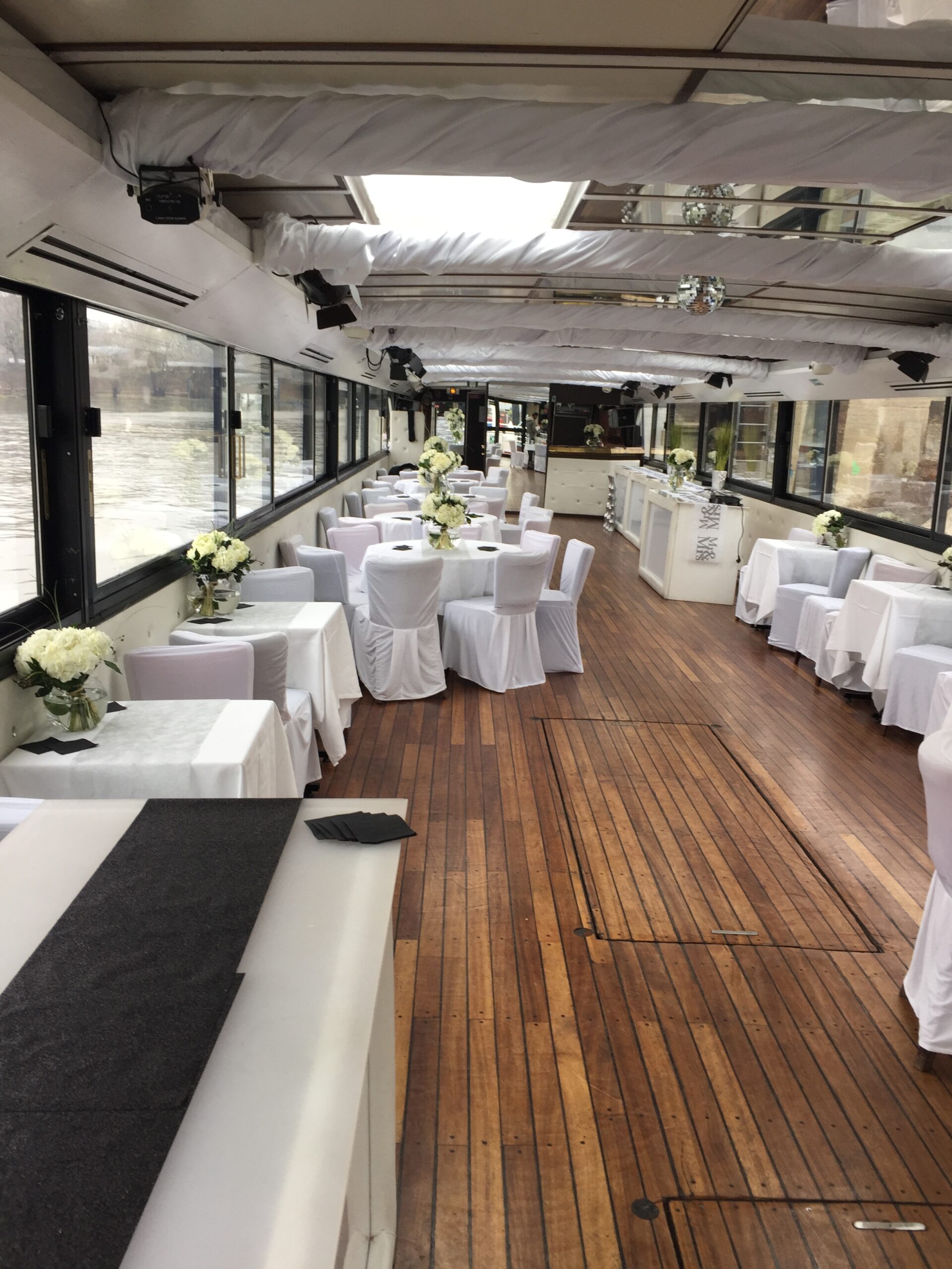 LGB FORMULE BUFFET scaled