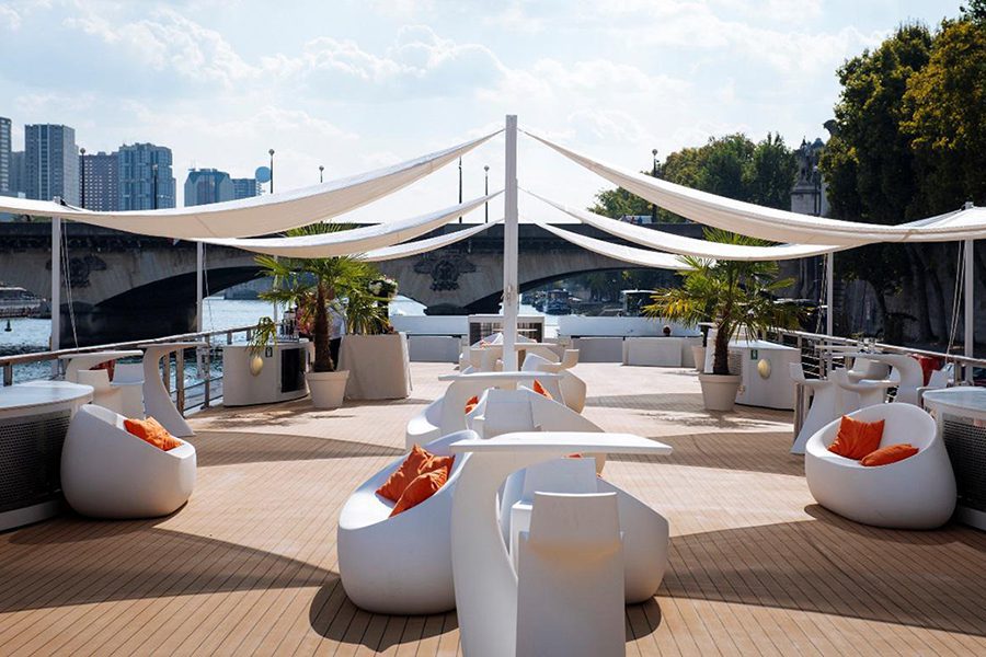 diamant bleu exterieur gauche